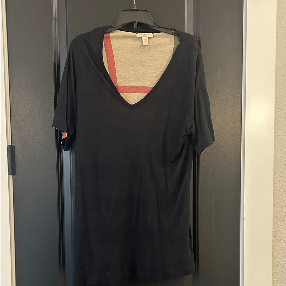 Burberry Black V-Neck Short Sleeve Tee